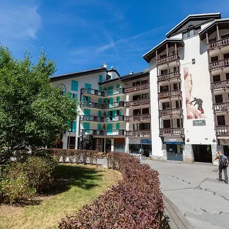 Chamonix Sud - Chamois Blanc 504 Chamonix